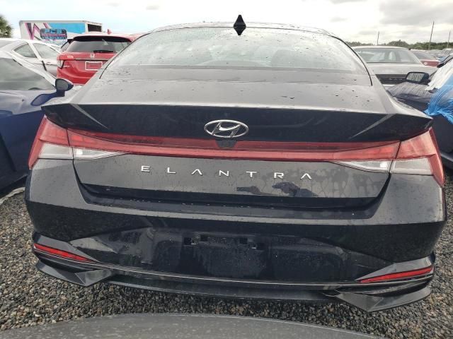 2022 Hyundai Elantra SEL