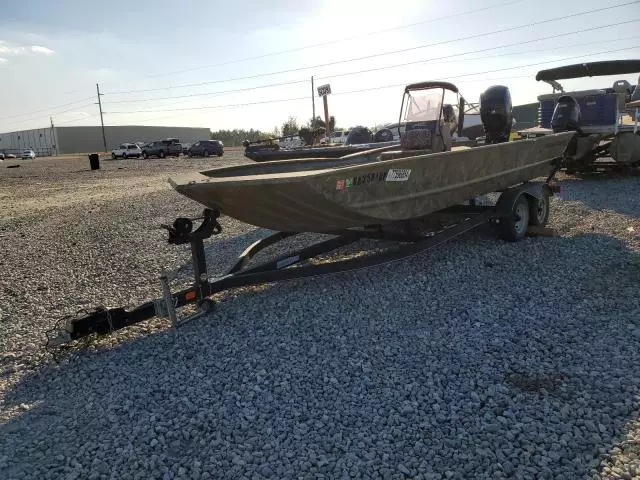 2018 Tracker Boat