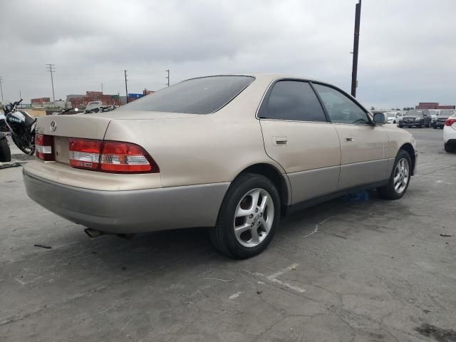 2000 Lexus ES 300