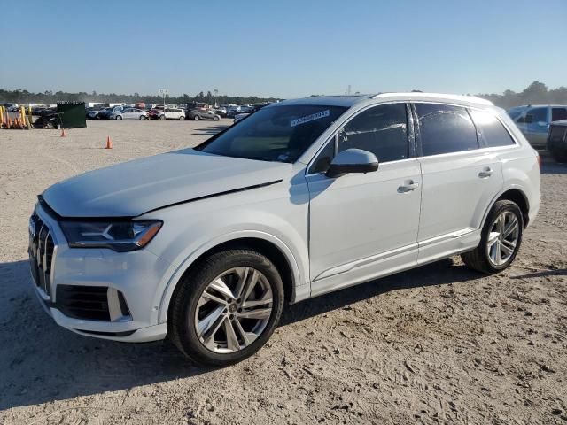 2022 Audi Q7 Premium Plus