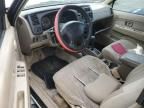 2000 Nissan Frontier Crew Cab XE