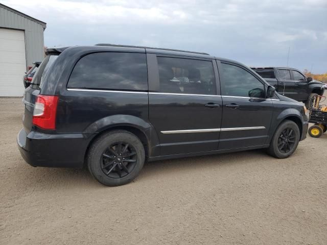 2015 Chrysler Town & Country Touring L