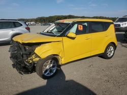 Carros salvage sin ofertas aún a la venta en subasta: 2020 KIA Soul LX