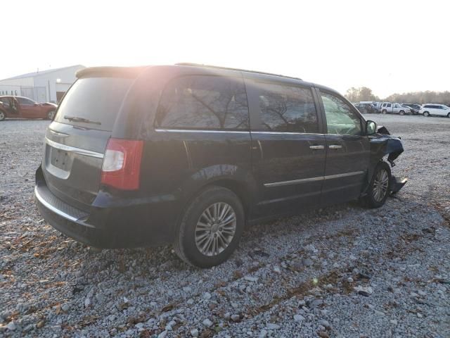 2015 Chrysler Town & Country Touring L