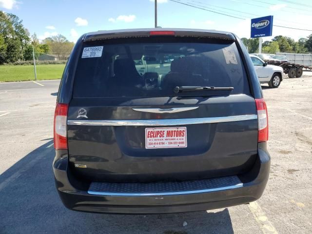 2012 Chrysler Town & Country Touring