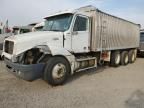 2002 Freightliner Conventional Columbia