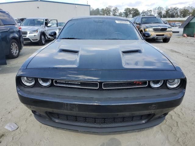 2015 Dodge Challenger SXT Plus