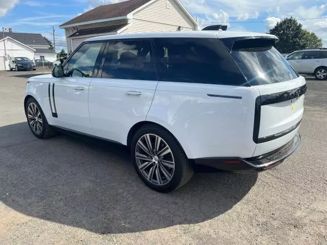 2023 Land Rover Range Rover SE