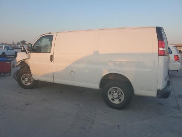 2018 Chevrolet Express G2500