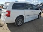 2015 Chrysler Town & Country Limited Platinum