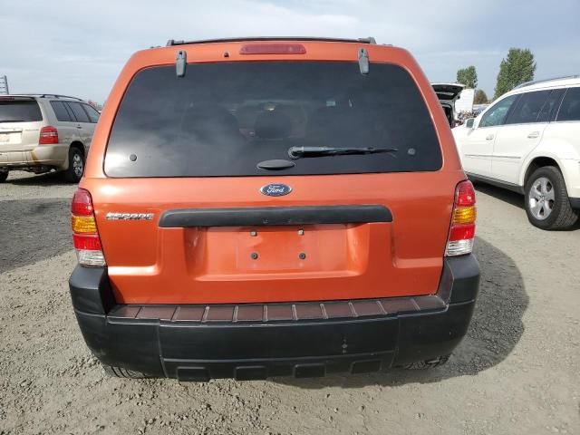 2005 Ford Escape XLS