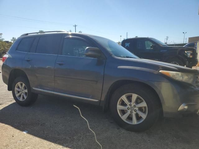 2011 Toyota Highlander Base