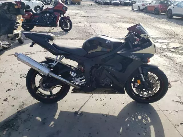 2005 Yamaha YZFR6 L