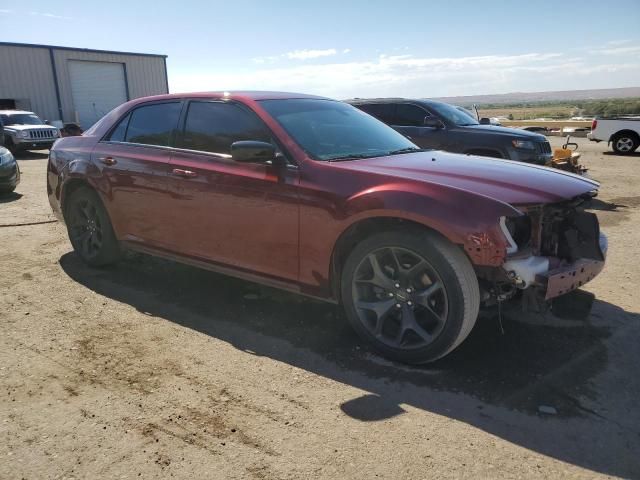 2020 Chrysler 300 Touring