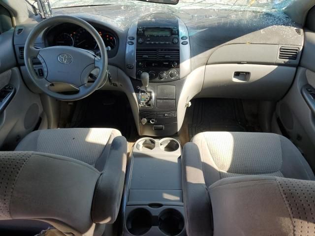 2008 Toyota Sienna CE