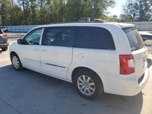 2016 Chrysler Town & Country Touring