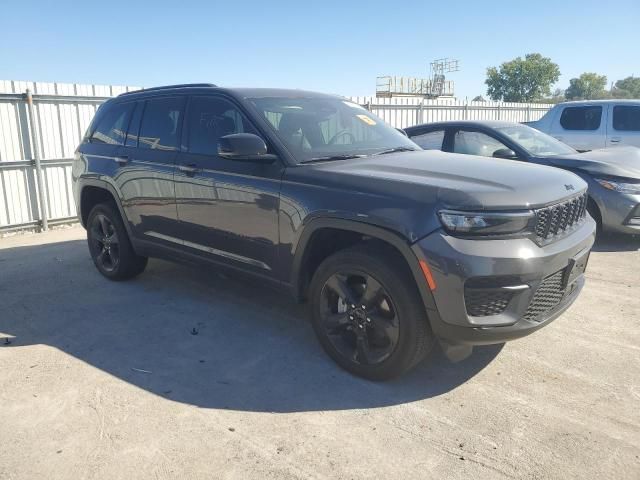 2024 Jeep Grand Cherokee Laredo