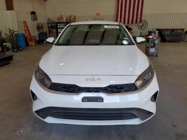 2023 KIA Forte LX