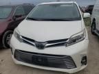 2018 Toyota Sienna XLE