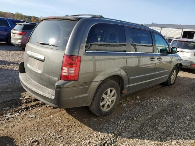 2010 Chrysler Town & Country Touring Plus