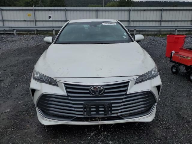 2022 Toyota Avalon XLE