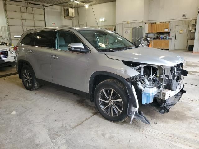 2019 Toyota Highlander SE