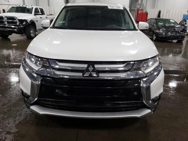 2016 Mitsubishi Outlander SE