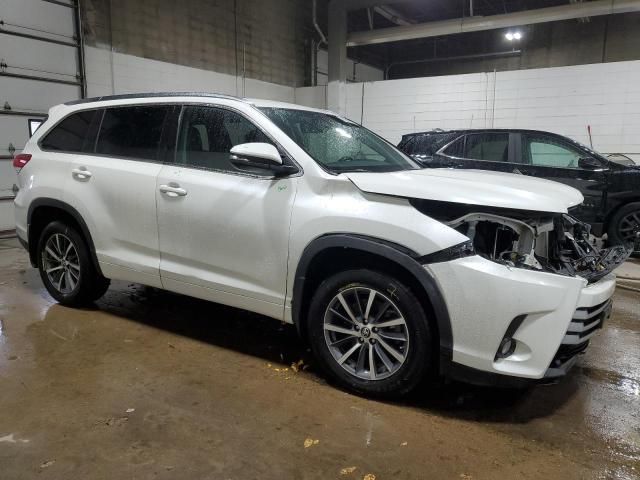 2018 Toyota Highlander SE