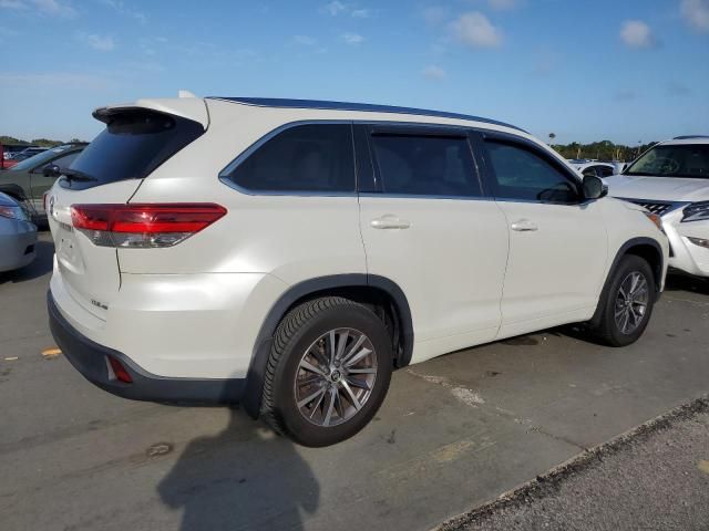 2018 Toyota Highlander SE