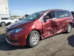 Chrysler Voyager lx Vehiculos salvage en venta: 2022 Chrysler Voyager LX