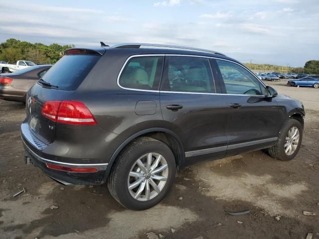 2017 Volkswagen Touareg Sport