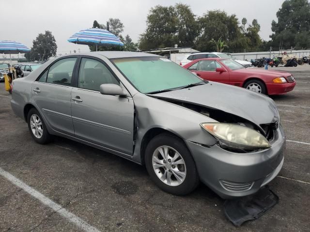 2005 Toyota Camry LE