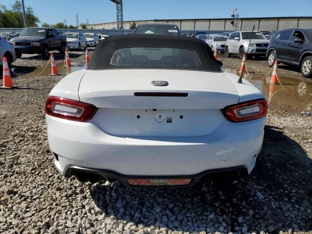 2017 Fiat 124 Spider Classica