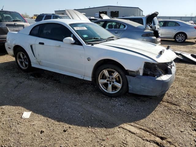 2004 Ford Mustang