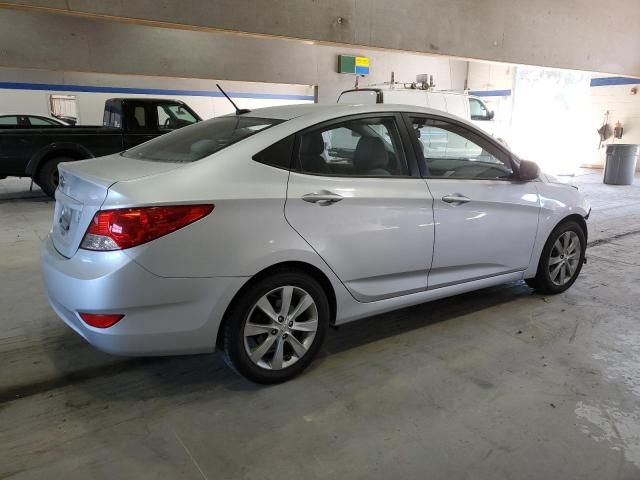 2012 Hyundai Accent GLS