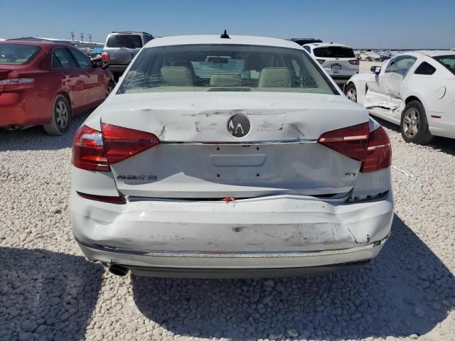 2016 Volkswagen Passat SE