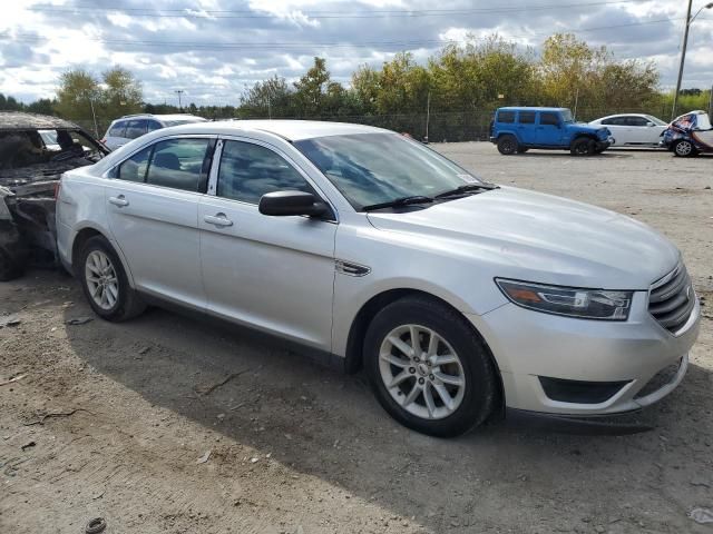 2015 Ford Taurus SE