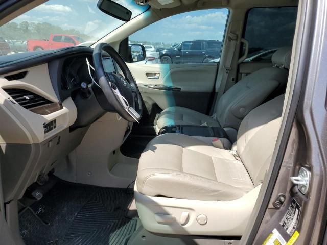 2015 Toyota Sienna XLE