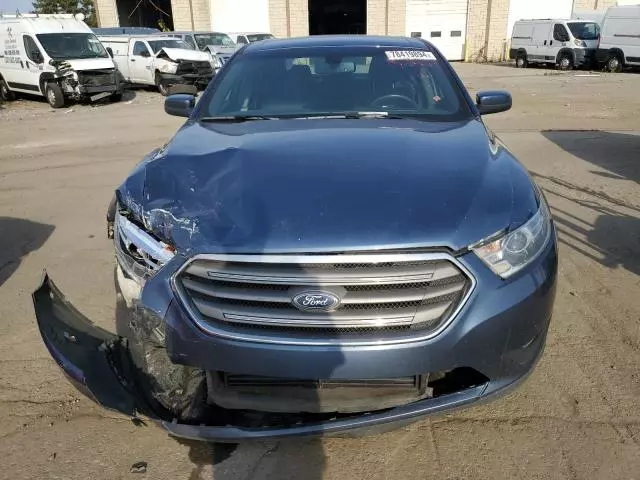 2018 Ford Taurus SEL