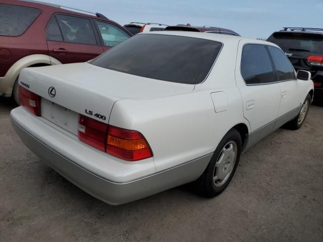 2000 Lexus LS 400