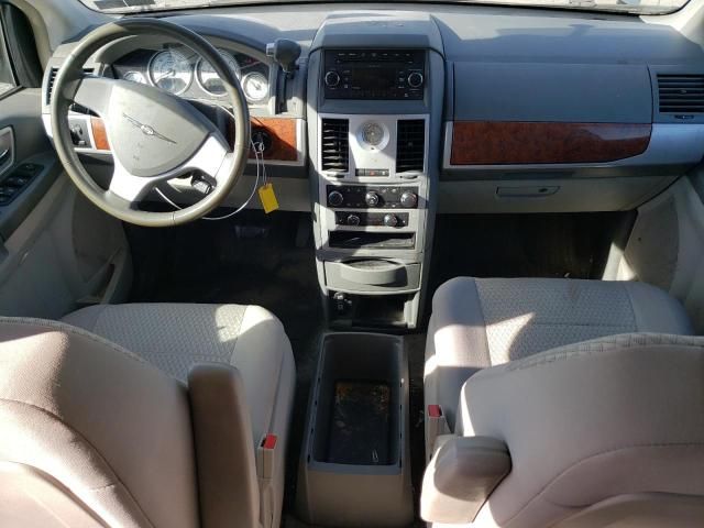 2009 Chrysler Town & Country Touring