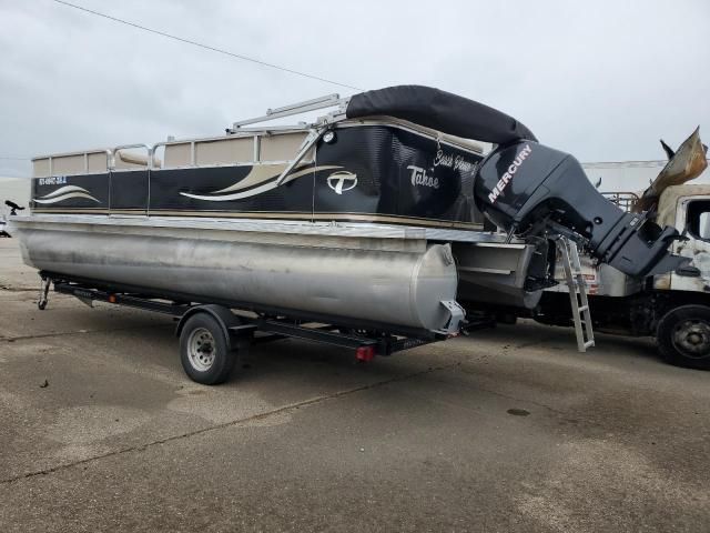 2012 Tahoe Boat