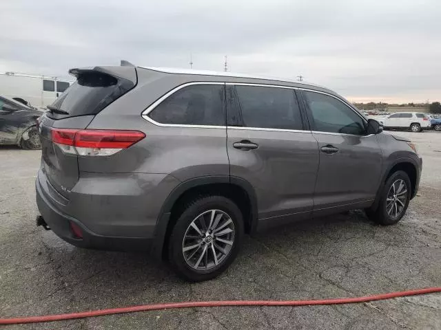 2018 Toyota Highlander SE