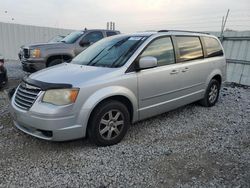 Carros salvage a la venta en subasta: 2010 Chrysler Town & Country Touring