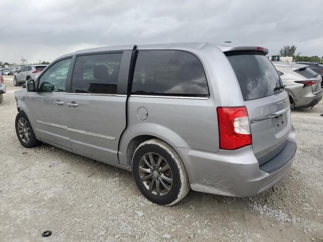 2015 Chrysler Town & Country S