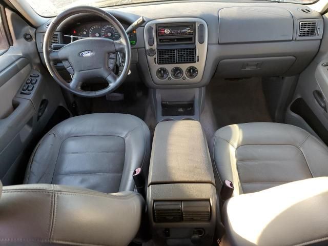 2004 Ford Explorer XLT