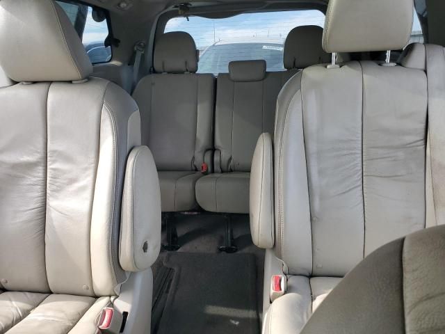 2011 Toyota Sienna XLE