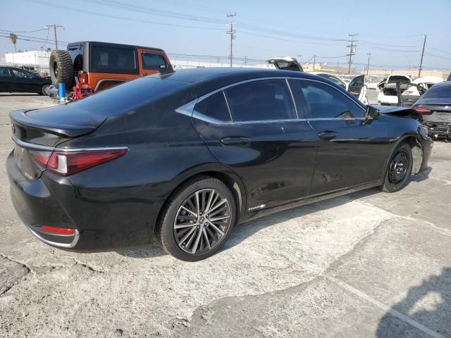 2022 Lexus ES 300H Base