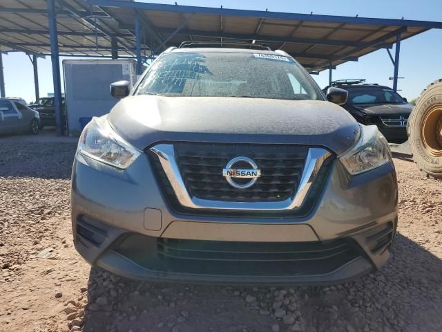 2019 Nissan Kicks S