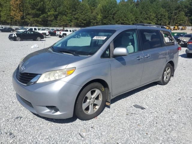 2012 Toyota Sienna LE